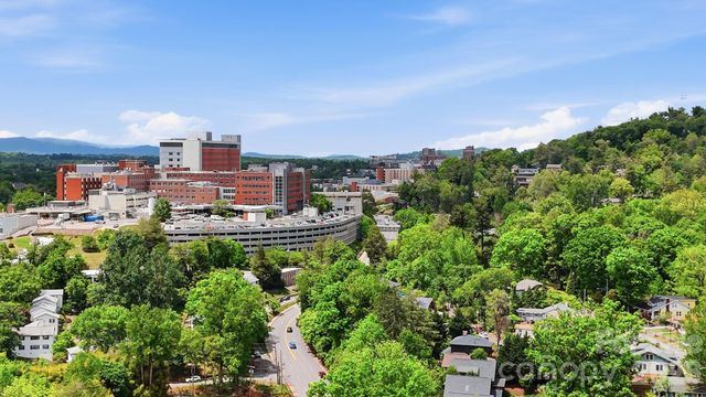 662 Biltmore Avenue, Asheville, NC 28803