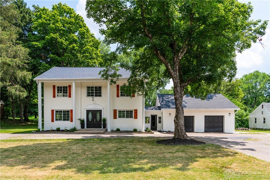 1948 Grange Hall Road, Beavercreek, OH 45432