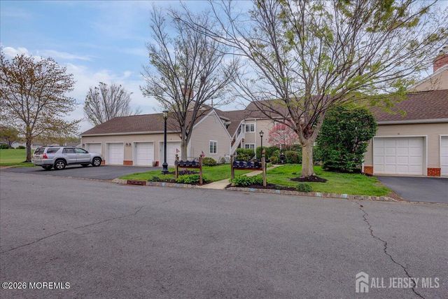 92 Winthrop Road C, Monroe, NJ 08831