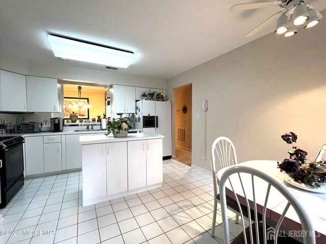 92 Winthrop Road C, Monroe, NJ 08831