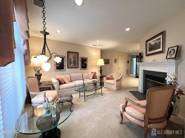 92 Winthrop Road C, Monroe, NJ 08831