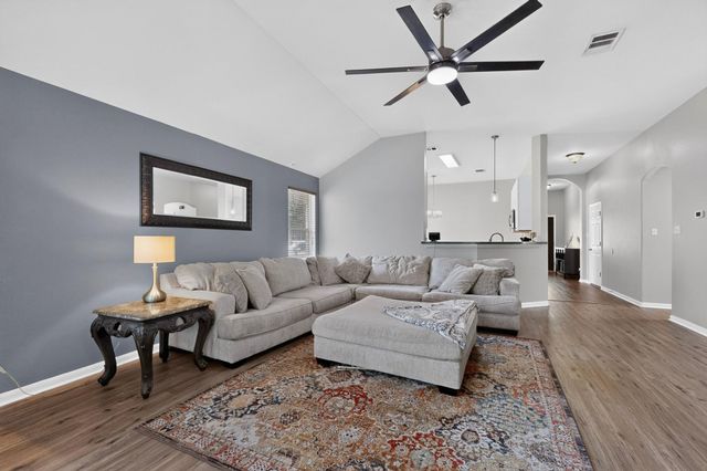 531 Goldenrod ST, Kyle, TX 78640