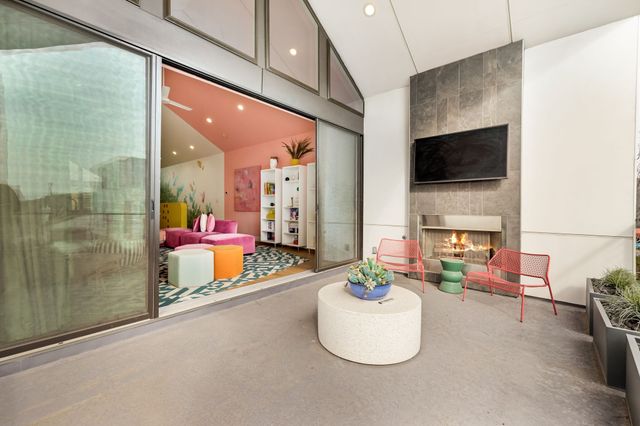 4402 Capitol Avenue, Dallas, TX 75204