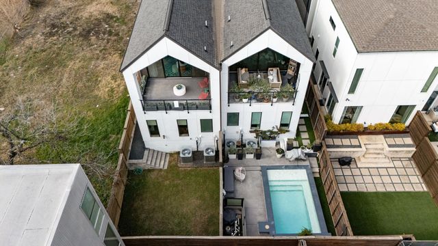 4402 Capitol Avenue, Dallas, TX 75204