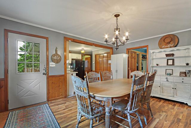 621 Wilmot AVENUE, Twin Lakes, WI 53181
