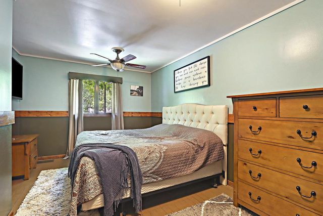 621 Wilmot AVENUE, Twin Lakes, WI 53181
