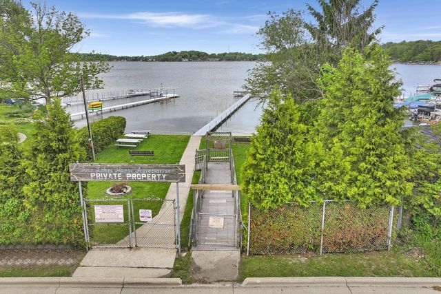 621 Wilmot AVENUE, Twin Lakes, WI 53181