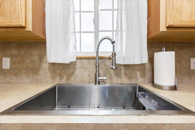 2526 S 16TH Street, Council Bluffs, IA 51501