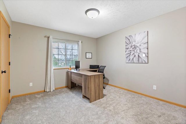 2526 S 16TH Street, Council Bluffs, IA 51501