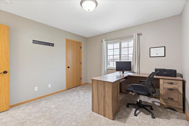 2526 S 16TH Street, Council Bluffs, IA 51501