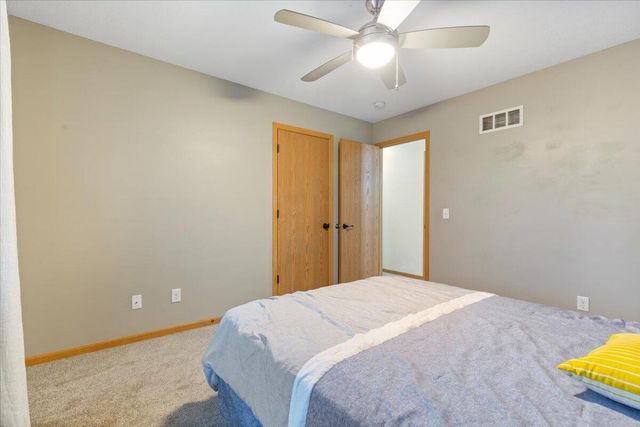 2526 S 16TH Street, Council Bluffs, IA 51501