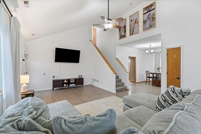 2526 S 16TH Street, Council Bluffs, IA 51501