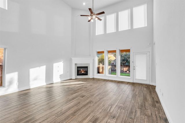 138 S Carson Cub Court, Montgomery, TX 77316