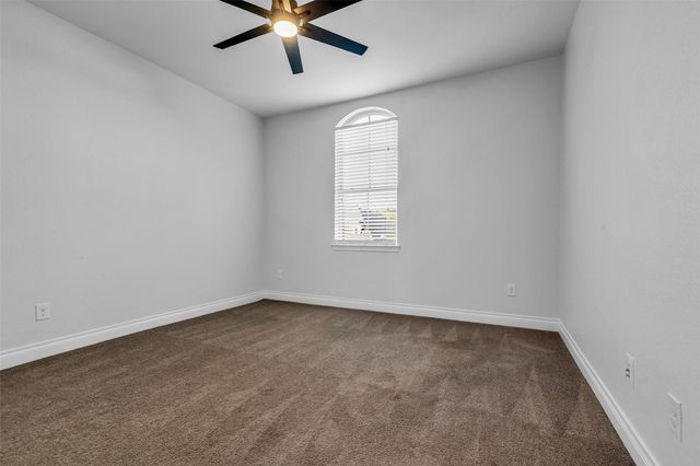 138 S Carson Cub Court, Montgomery, TX 77316