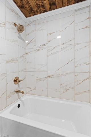 242 Westridge Drive, King, NC 27021