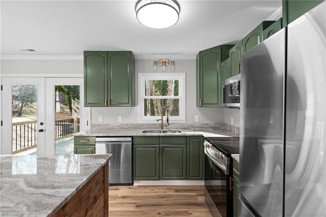 242 Westridge Drive, King, NC 27021