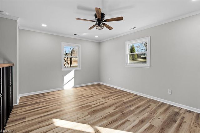 242 Westridge Drive, King, NC 27021