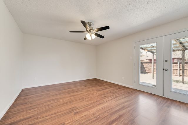 2309 Crystal Creek Lane, Garland, TX 75040