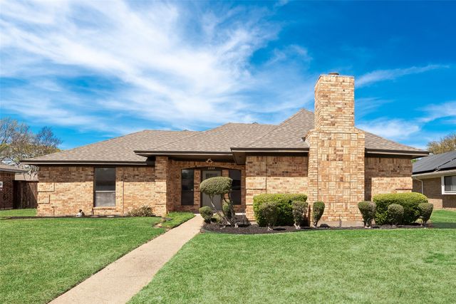 2309 Crystal Creek Lane, Garland, TX 75040