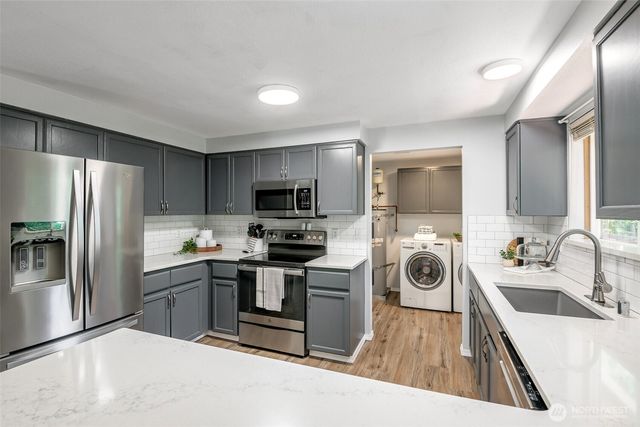 18312 Parkcrest Court SE, Yelm, WA 98597