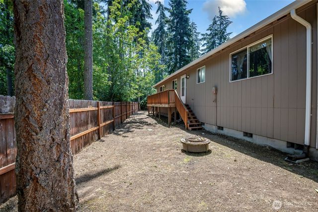 18312 Parkcrest Court SE, Yelm, WA 98597