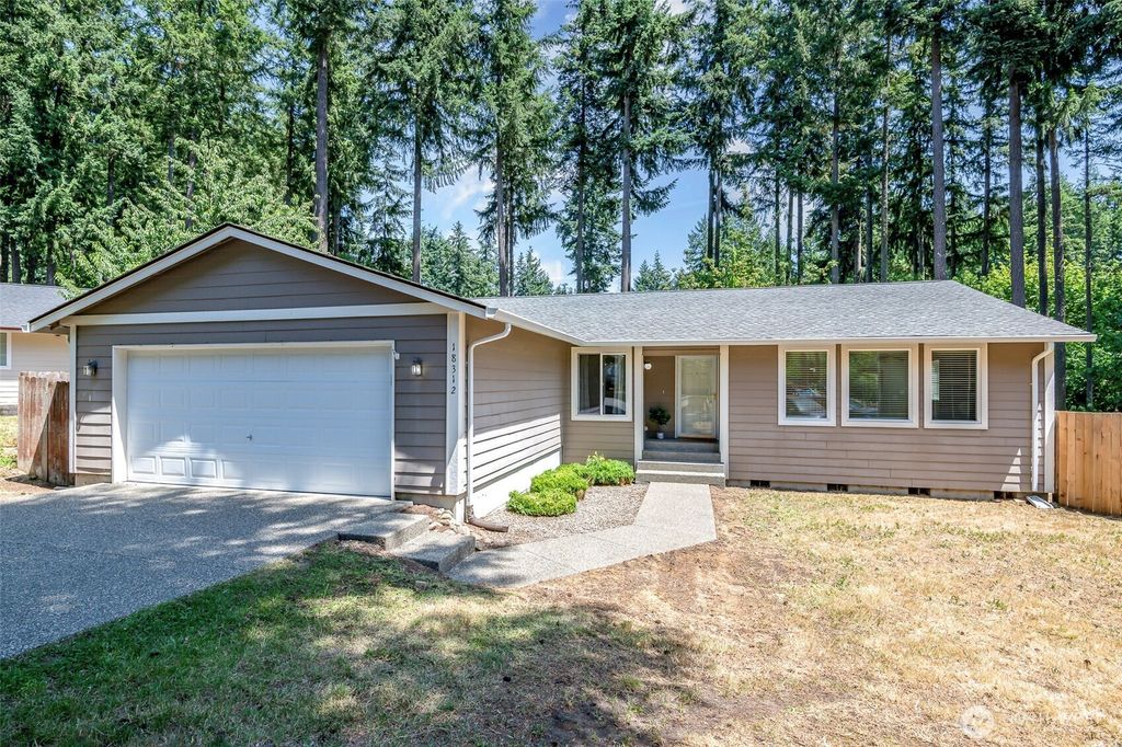 18312 Parkcrest Court SE, Yelm, WA 98597