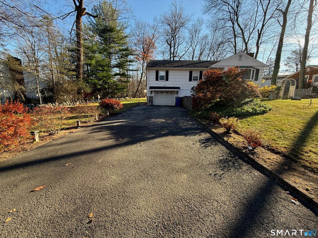 10 Purdy Road, Norwalk, CT 06850