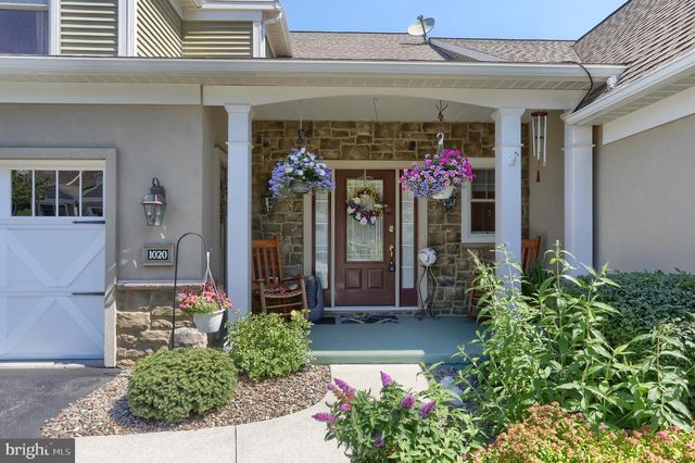 1020 ENGLISH DR, Lebanon, PA 17042