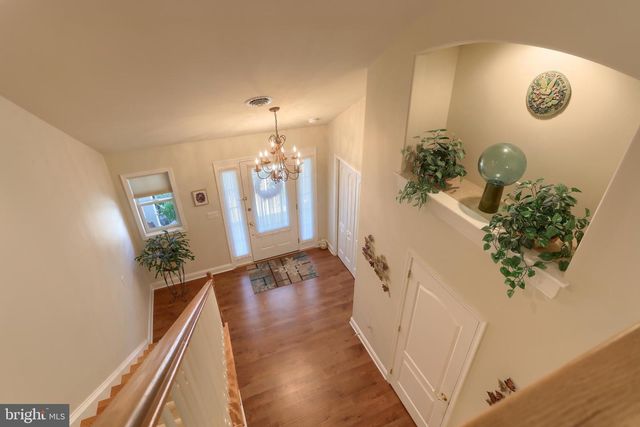 1020 ENGLISH DR, Lebanon, PA 17042