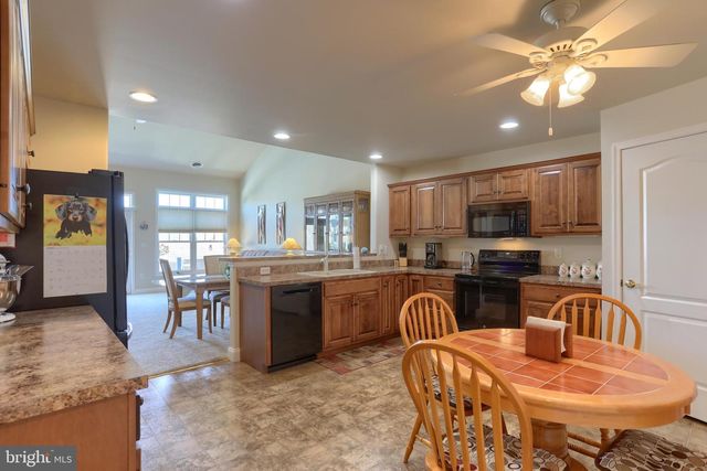 1020 ENGLISH DR, Lebanon, PA 17042