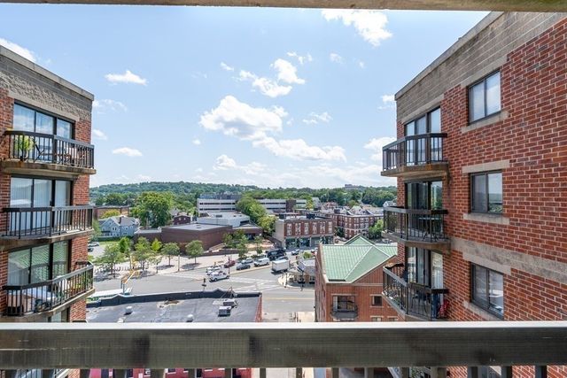 15 N Beacon Street U906, Boston, MA 02134