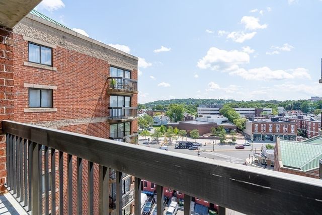 15 N Beacon Street U906, Boston, MA 02134