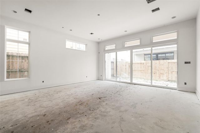 1122 Robbie Street, Houston, TX 77009