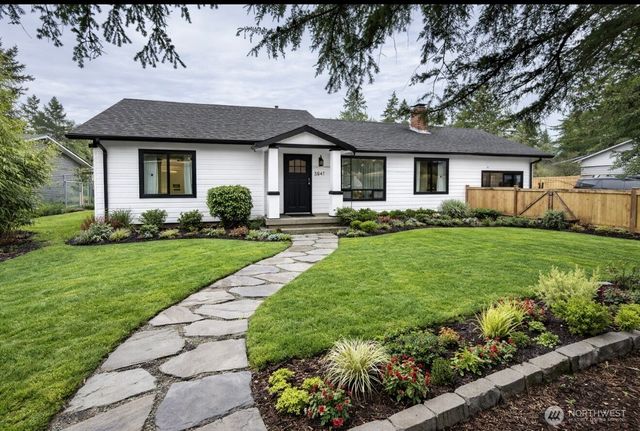 8811 Wildwood Avenue SW, Lakewood, WA 98498