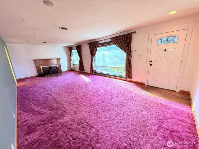 8811 Wildwood Avenue SW, Lakewood, WA 98498