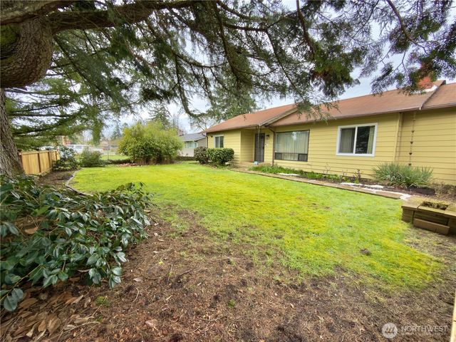 8811 Wildwood Avenue SW, Lakewood, WA 98498
