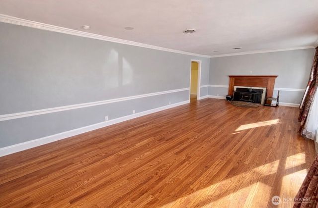 8811 Wildwood Avenue SW, Lakewood, WA 98498