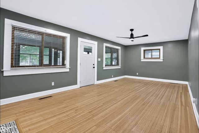 806 N Bosart Avenue, Indianapolis, IN 46201