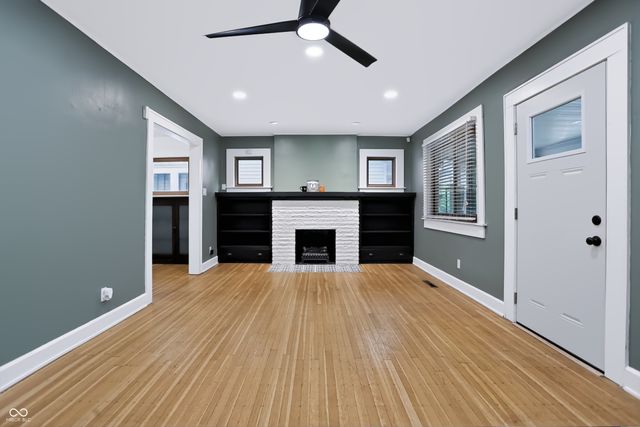 806 N Bosart Avenue, Indianapolis, IN 46201