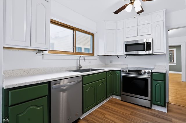 806 N Bosart Avenue, Indianapolis, IN 46201