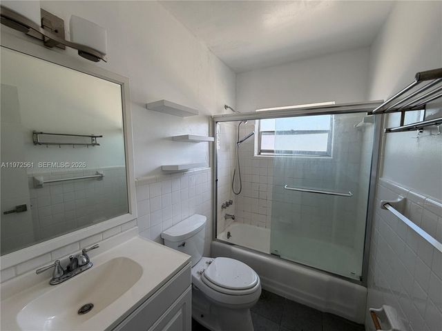 3515 Van Buren Street 102, Hollywood, FL 33021