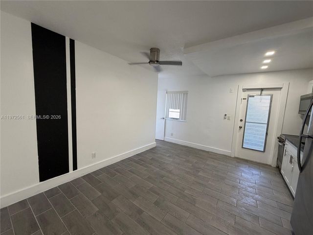 3515 Van Buren Street 102, Hollywood, FL 33021