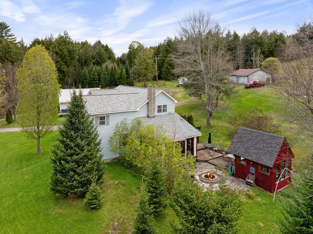 977 Lower Pleasant Valley Road, Cambridge, VT 05464