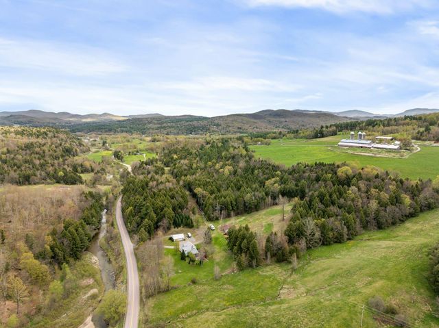 977 Lower Pleasant Valley Road, Cambridge, VT 05464