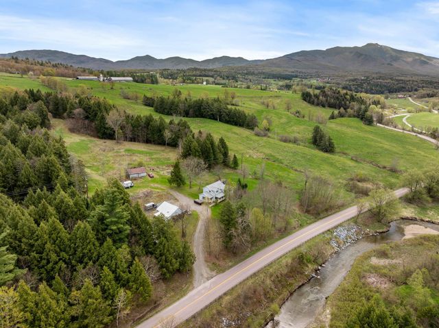 977 Lower Pleasant Valley Road, Cambridge, VT 05464