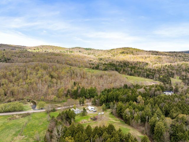 977 Lower Pleasant Valley Road, Cambridge, VT 05464