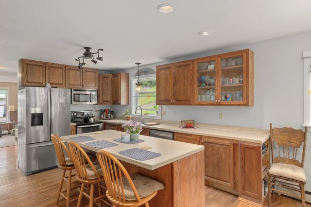 977 Lower Pleasant Valley Road, Cambridge, VT 05464