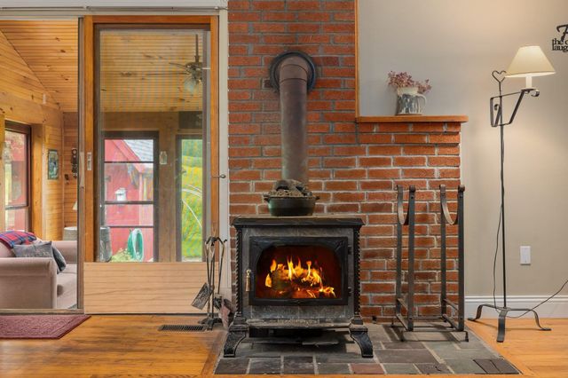 977 Lower Pleasant Valley Road, Cambridge, VT 05464