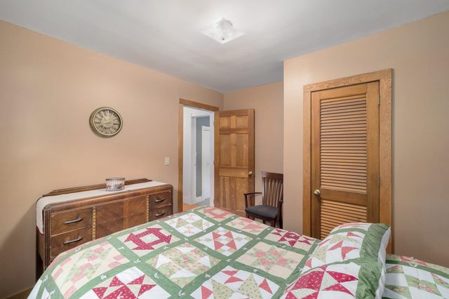 977 Lower Pleasant Valley Road, Cambridge, VT 05464