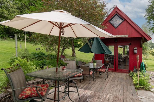977 Lower Pleasant Valley Road, Cambridge, VT 05464